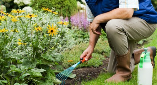 Local transfer station handling separated garden and construction waste